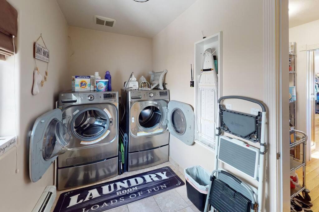 Parowan Tacit Shadow Resort Paradise Deluxe Suite, Gym, Coffee Bar, Hot-Tub, Free Laundry, Food Available מראה חיצוני תמונה